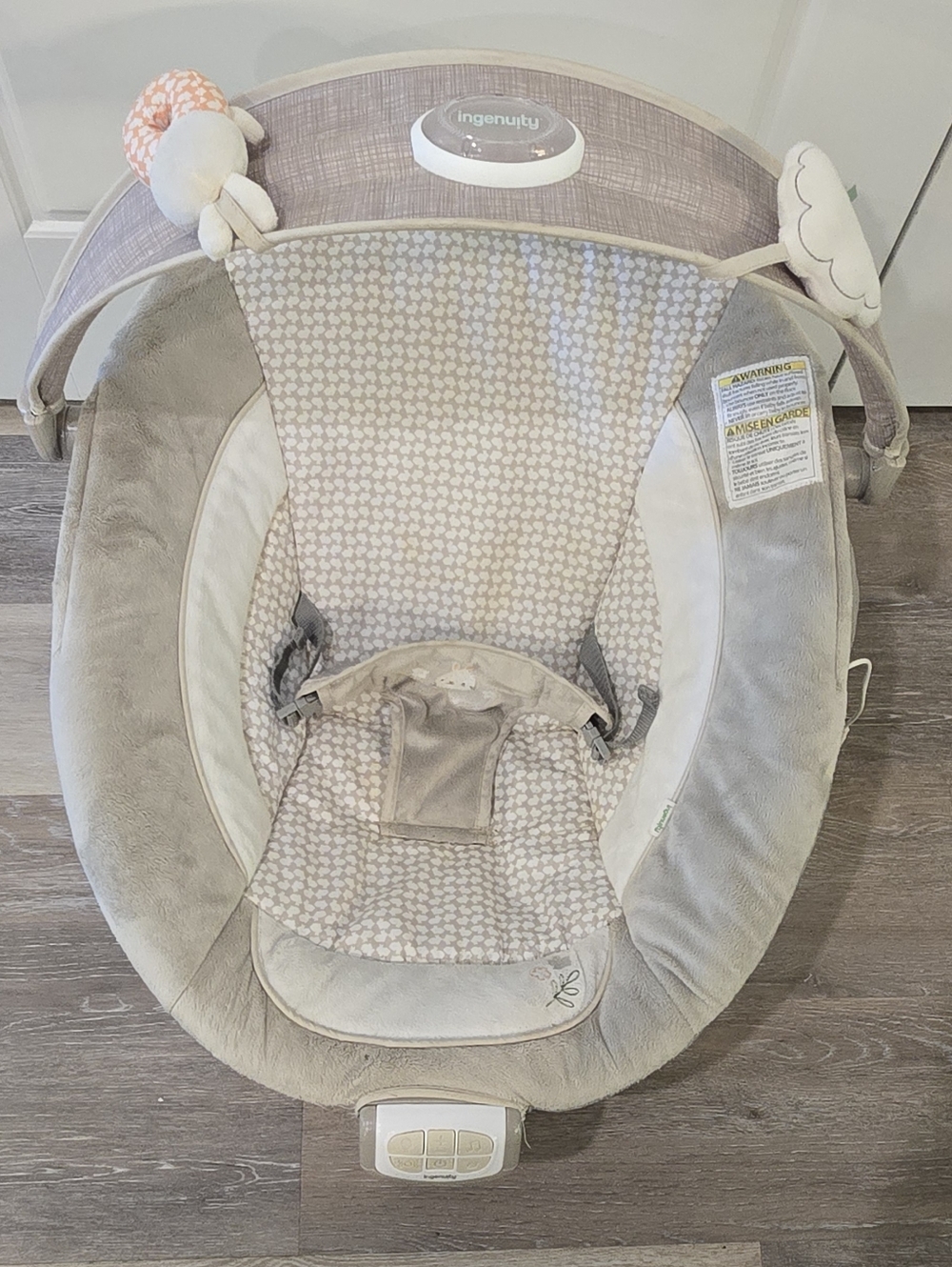 Ingenuity Neutral Beige Baby Bouncer Seat - Soft Plush Infant Seat
